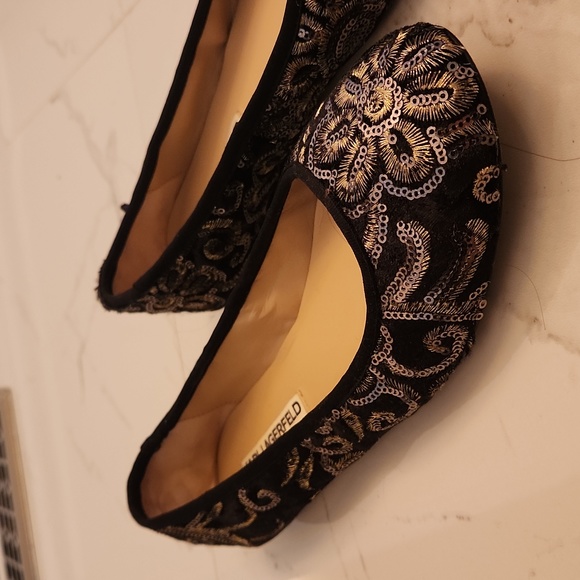 Karl Lagerfeld Sequin Embroidered Ballet Flats Size 8.5 US. GUC. Black and gold. - Picture 4 of 6